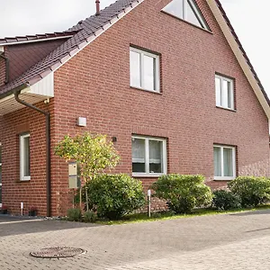 Modernes Stadthaus | Parkplatz | Wifi | Bad&dusche | Küche Hannover